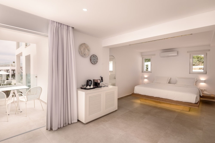 Imagen de la habitación del Hotel Kantouni Beach. Foto 10