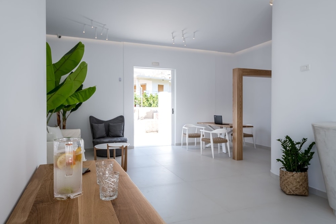 Imagen de los interiores del Hotel Kantouni Beach. Foto 13