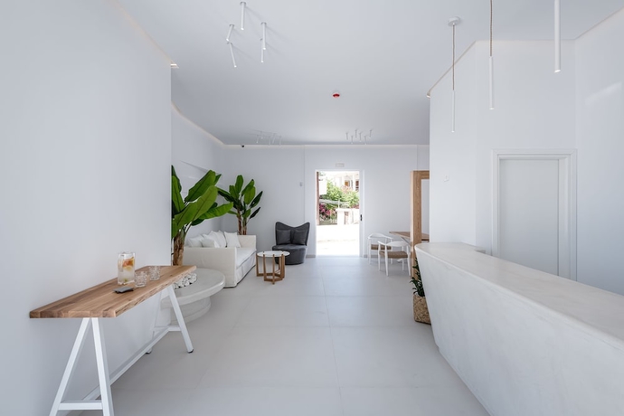 Imagen de los interiores del Hotel Kantouni Beach. Foto 14
