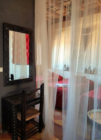 Imagen de la habitación del Hotel Kanz Erremal. Foto 2