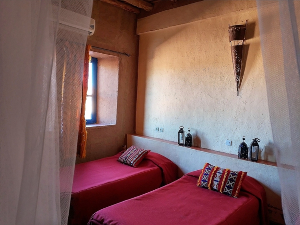 Imagen de la habitación del Hotel Kanz Erremal. Foto 13