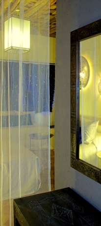 Imagen de la habitación del Hotel Kanz Erremal. Foto 15