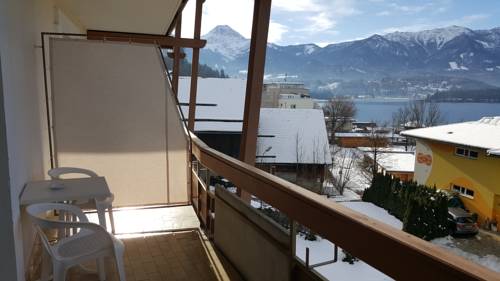 Imagen de la habitación del Hotel Kanz. Foto 15