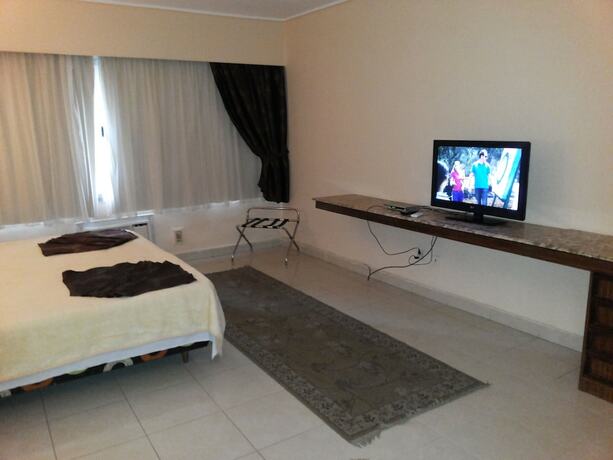 Imagen de la habitación del Hotel Kanzy. Foto 18