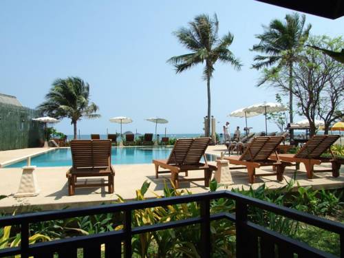 Imagen de la habitación del Hotel Kao Tao Villa Beach Resort. Foto 4
