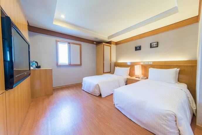 Imagen de la habitación del Hotel Kaohsiung The Rivero. Foto 7