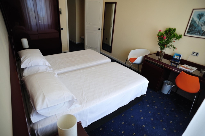 Imagen de la habitación del Hotel Kaos. Foto 5