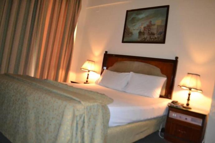 Imagen de la habitación del Hotel Kaoud Sporting Alexandria. Foto 8