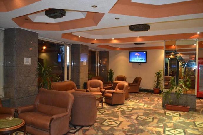 Imagen de los interiores del Hotel Kaoud Sporting Alexandria. Foto 16