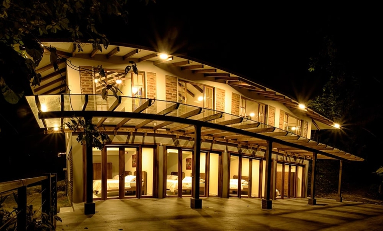 Imagen de la habitación del Hotel Kapari Natural Lodge and Spa. Foto 5