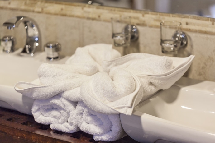 Imagen de la habitación del Hotel Kapari Natural Lodge and Spa. Foto 8