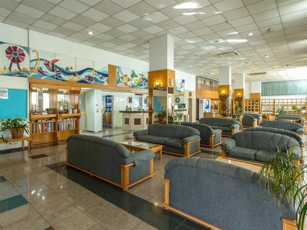 Imagen general del Hotel Kapetanios Bay. Foto 3