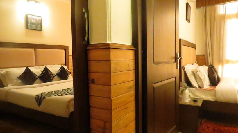 Imagen de la habitación del Hotel Kapil. Foto 12