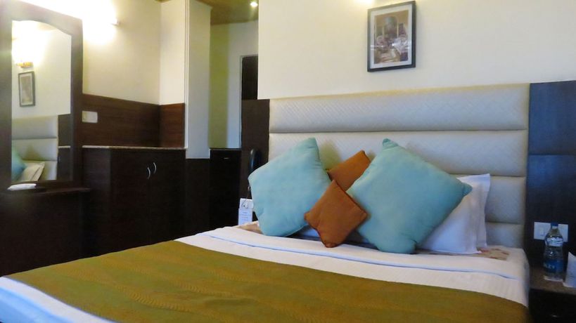 Imagen de la habitación del Hotel Kapil. Foto 17