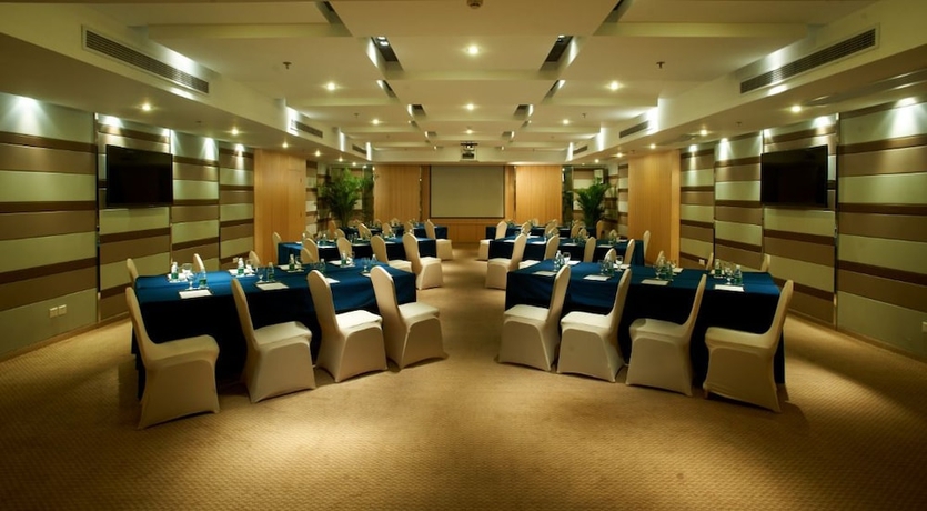 Imagen de los interiores del Hotel Kapok Wuxi. Foto 13