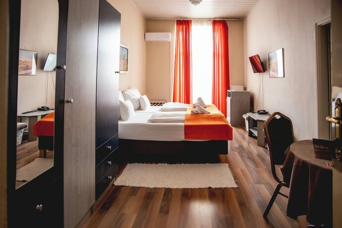 Imagen general del Hotel Kapos. Foto 11