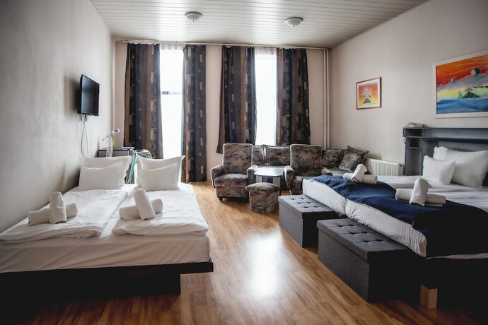 Imagen de la habitación del Hotel Kapos. Foto 15