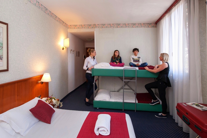 Imagen de la habitación del Hotel Kappa. Foto 12