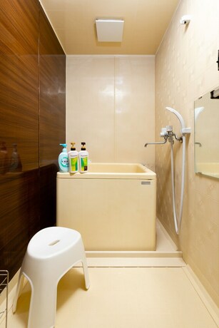 Imagen de la habitación del Hotel Kappo INN Tokusa. Foto 4
