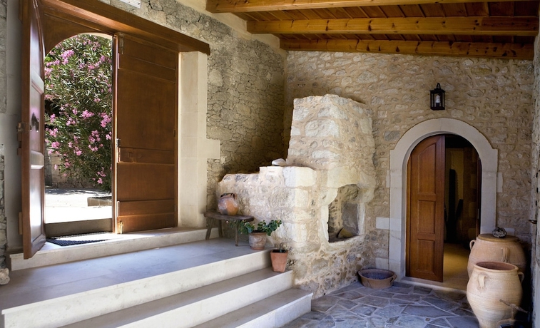 Imagen de los interiores del Hotel Kapsaliana Village. Foto 18