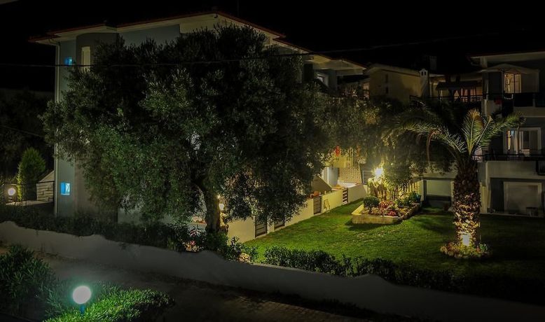 Imagen de los exteriores del Hotel Kapsohora Inn. Foto 18