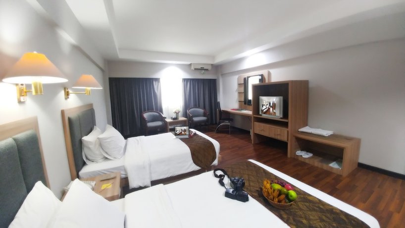 Imagen de la habitación del Hotel Kapuas Palace Pontianak. Foto 15