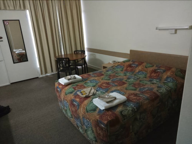 Imagen de la habitación del Hotel Kar Rama Motor Inn. Foto 7