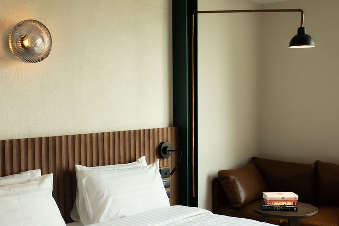 Imagen de la habitación del Hotel Karaarom. Foto 6