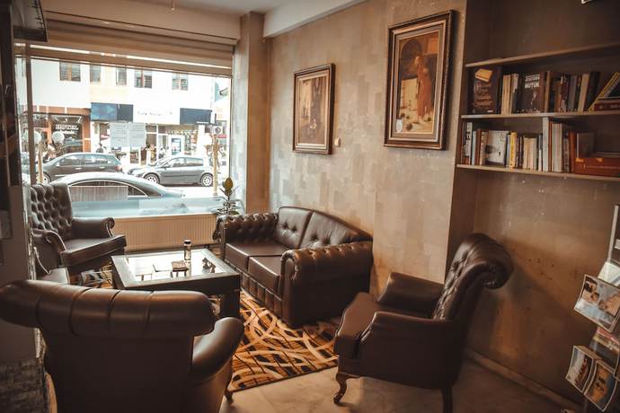 Imagen de los interiores del Hotel Karabag. Foto 16