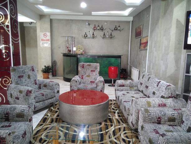 Imagen de los interiores del Hotel Karabag. Foto 17