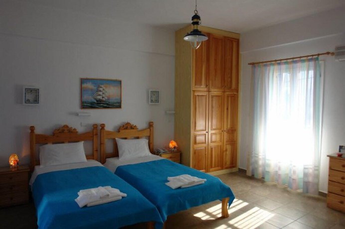 Imagen de la habitación del Hotel Karabo. Foto 5