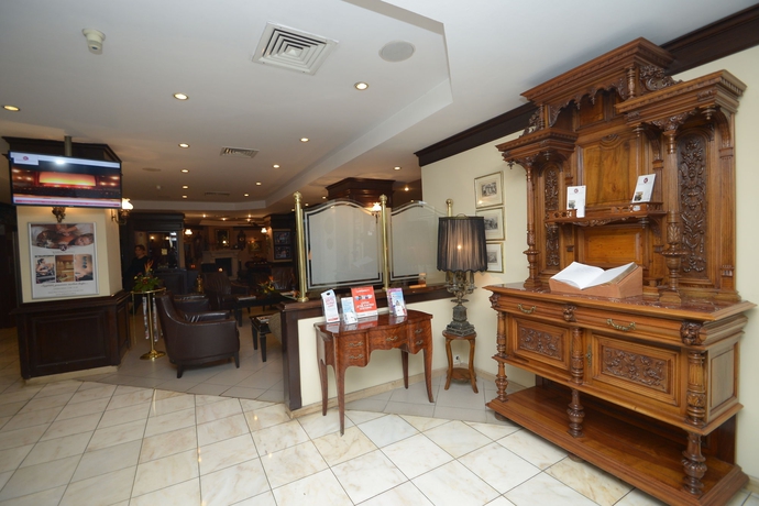 Imagen de los interiores del Hotel Karaca Otel. Foto 15