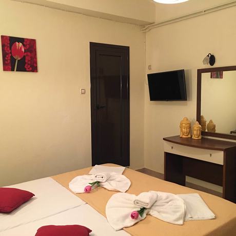 Imagen de la habitación del Hotel Karagianni. Foto 9