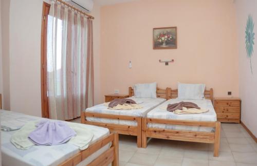 Imagen de la habitación del Hotel Karagiannis. Foto 9