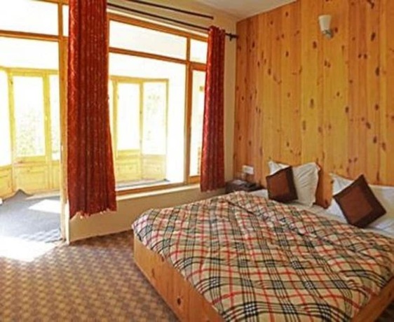 Imagen de la habitación del Hotel Karakoram. Foto 24