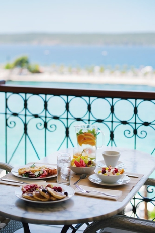 Imagen de la habitación del Hotel Karalis City. Foto 6