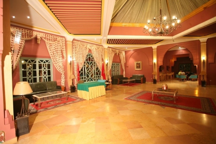 Imagen de los interiores del Hotel Karam Palace. Foto 3