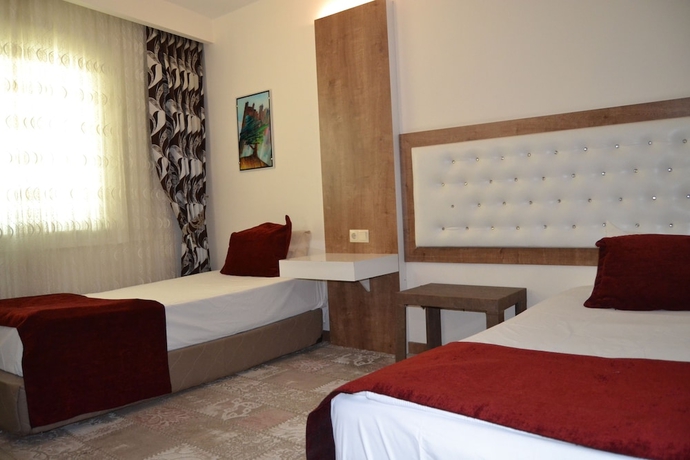 Imagen de la habitación del Hotel Karaman Kent Otel. Foto 8