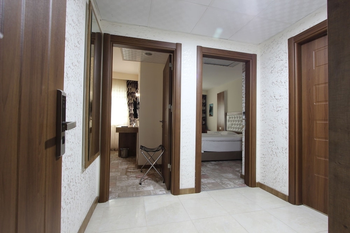 Imagen de los interiores del Hotel Karaman Kent Otel. Foto 19
