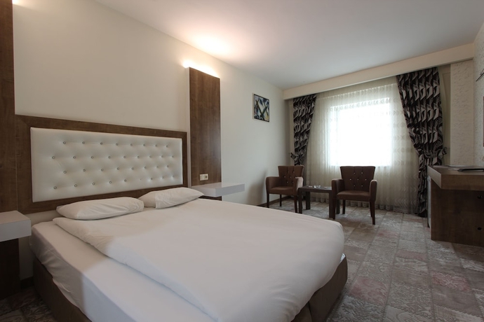 Imagen de la habitación del Hotel Karaman Kent Otel. Foto 10