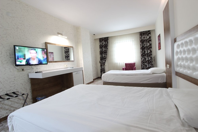 Imagen de la habitación del Hotel Karaman Kent Otel. Foto 13