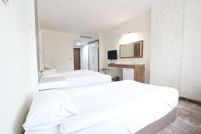 Imagen de la habitación del Hotel Karaman Kent Otel. Foto 14