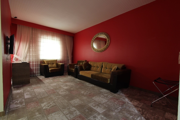 Imagen de la habitación del Hotel Karaman Kent Otel. Foto 15