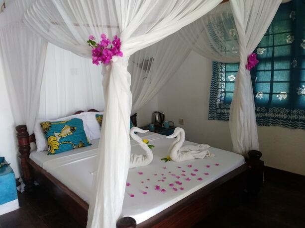 Imagen de la habitación del Hotel Karamba. Foto 12