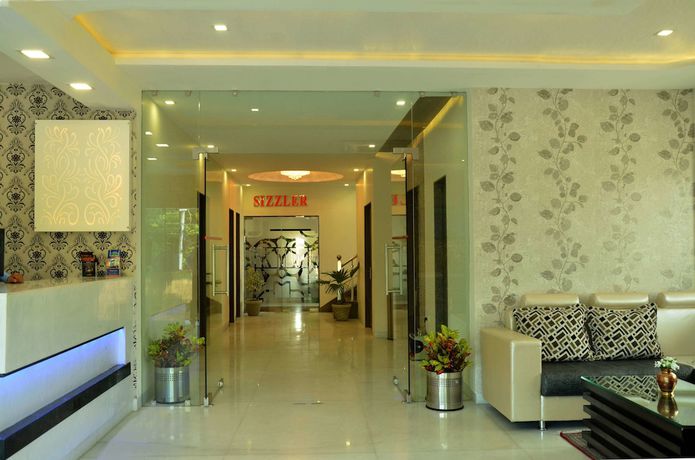 Imagen de los interiores del Hotel Karan Vilas, Agra. Foto 17