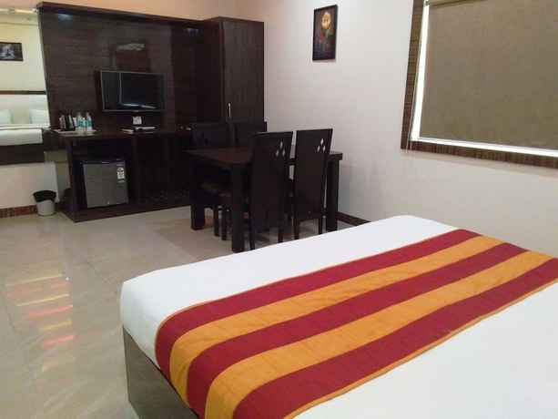 Imagen de la habitación del Hotel Karan Vilas, Agra. Foto 9