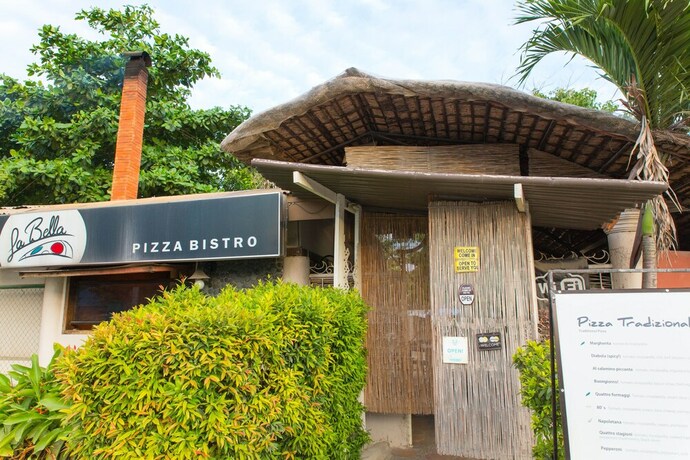 Imagen del bar/restaurante del Hotel Karancho Beach House. Foto 14