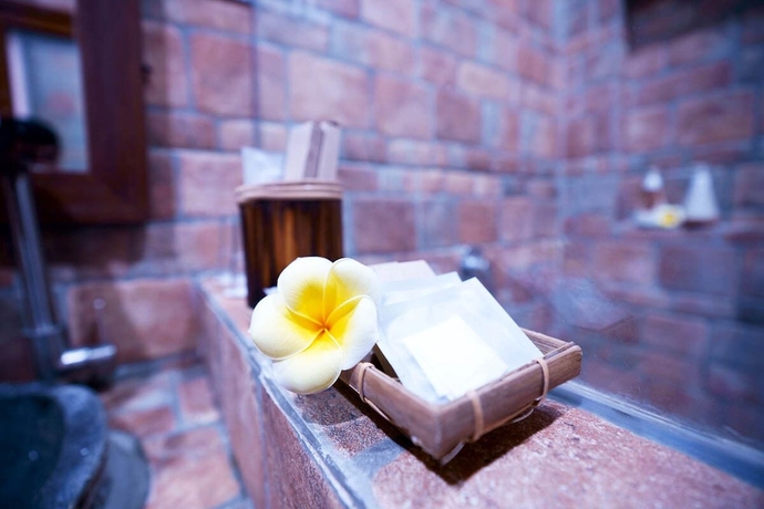 Imagen de la habitación del Hotel Karang Lila Bhuana. Foto 14