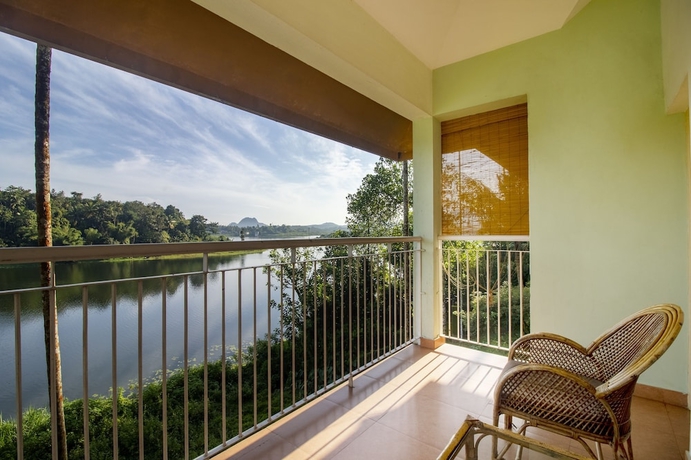 Imagen de la habitación del Hotel Karapuzha Village Resort. Foto 4