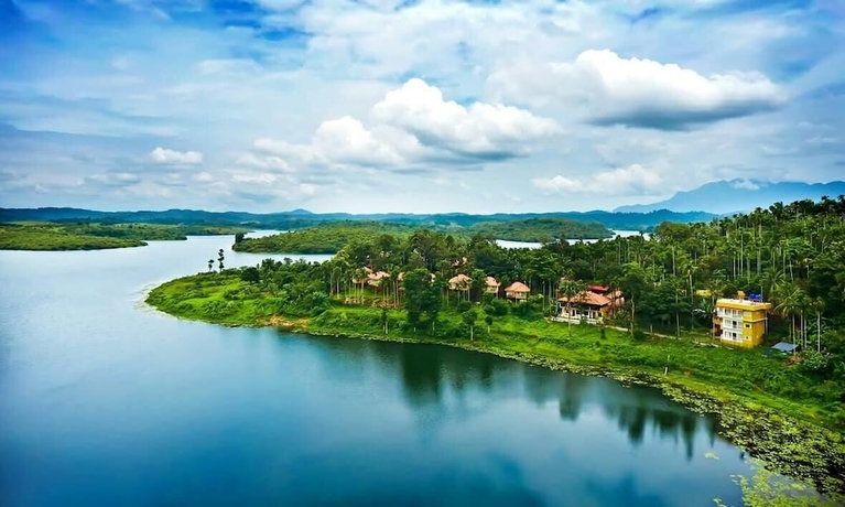 Imagen general del Hotel Karapuzha Village Resort. Foto 1
